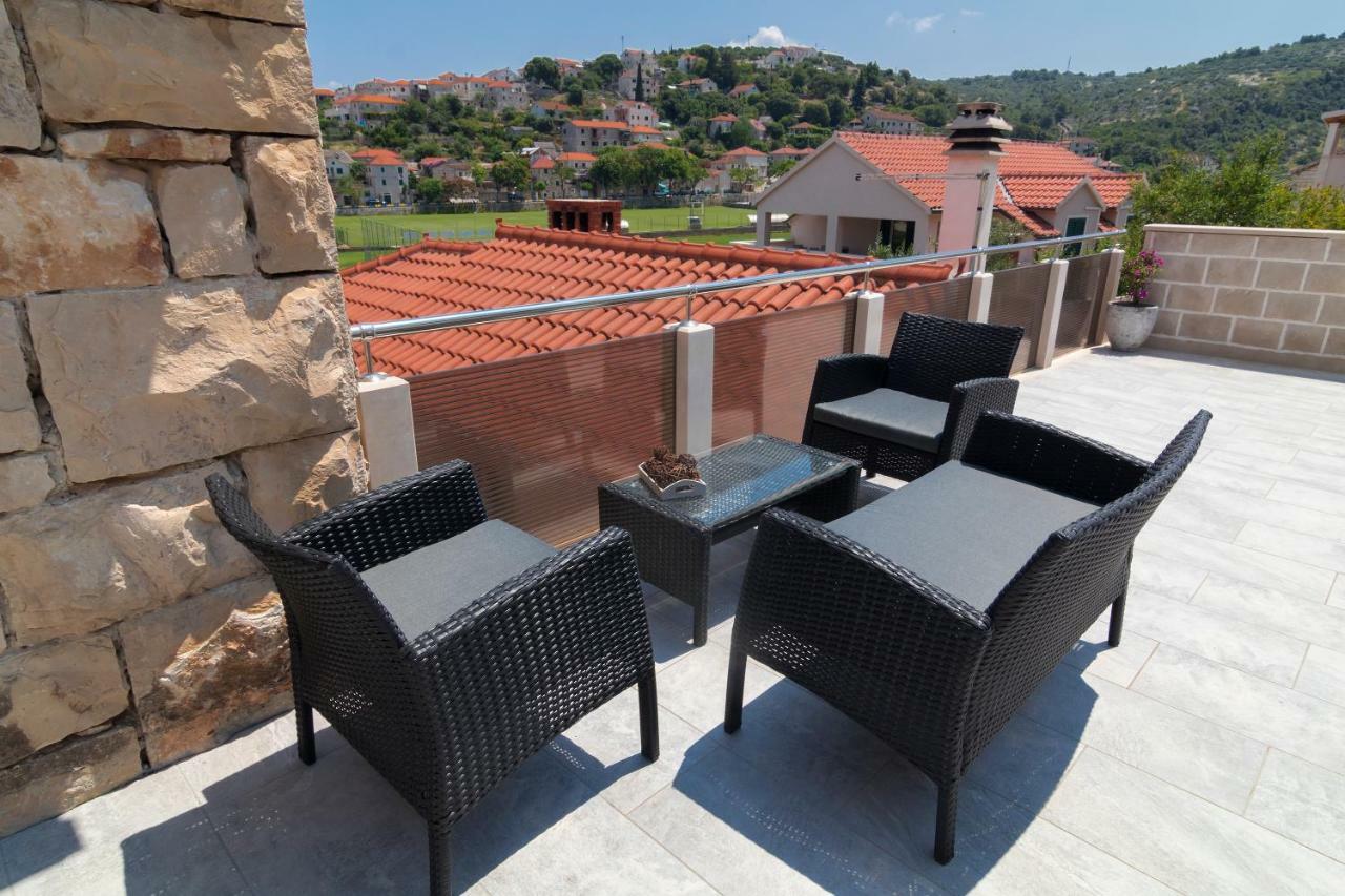 Apartments Ivana Postira Εξωτερικό φωτογραφία