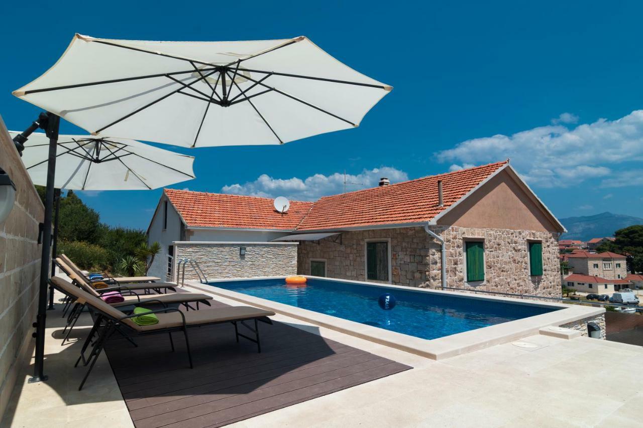Apartments Ivana Postira Εξωτερικό φωτογραφία