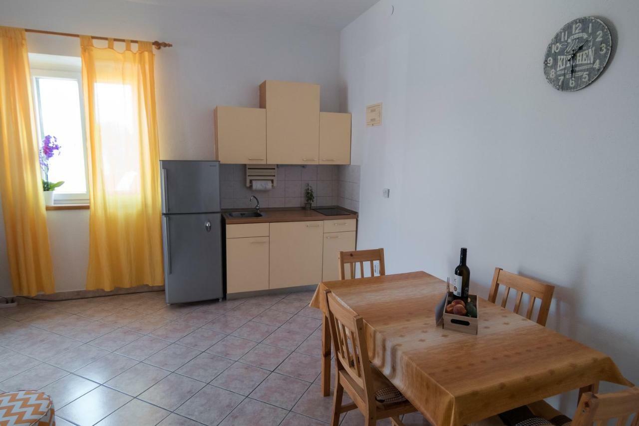 Apartments Ivana Postira Εξωτερικό φωτογραφία