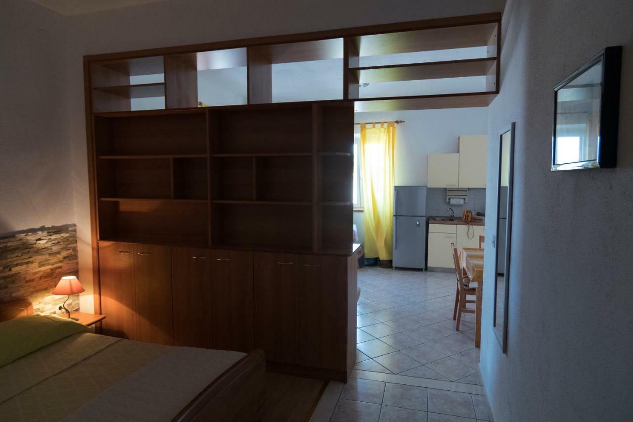 Apartments Ivana Postira Εξωτερικό φωτογραφία