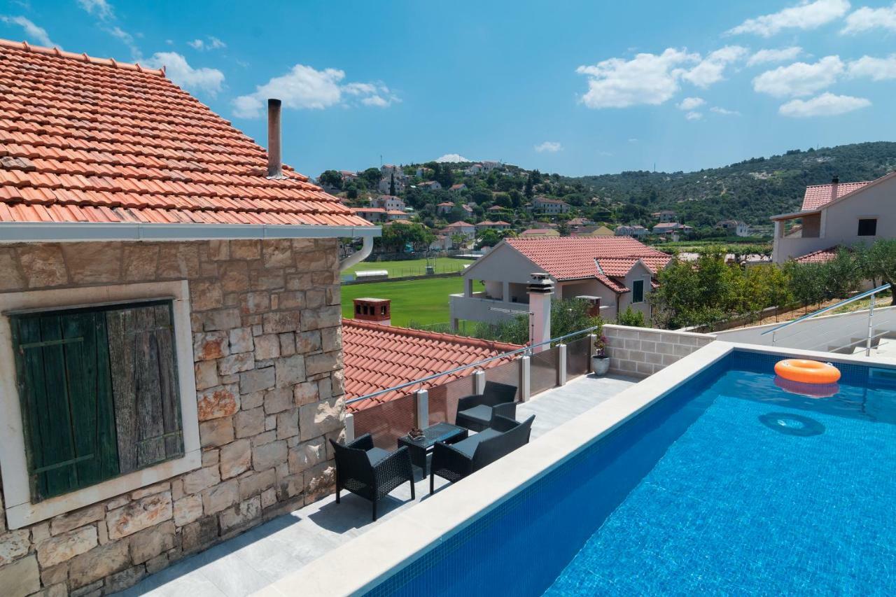 Apartments Ivana Postira Εξωτερικό φωτογραφία